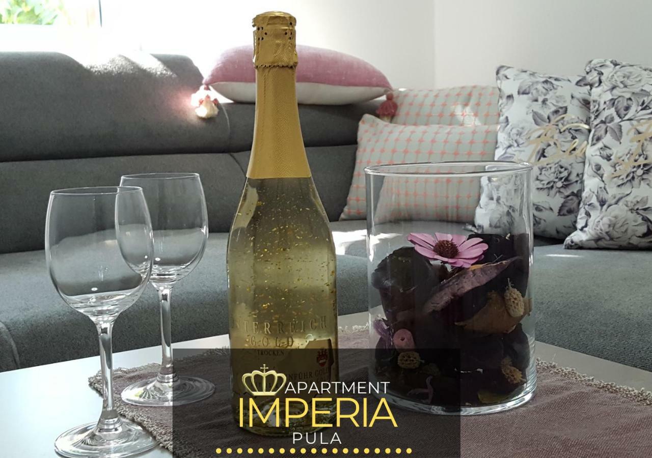 Apartment Imperia *** Pula Bagian luar foto