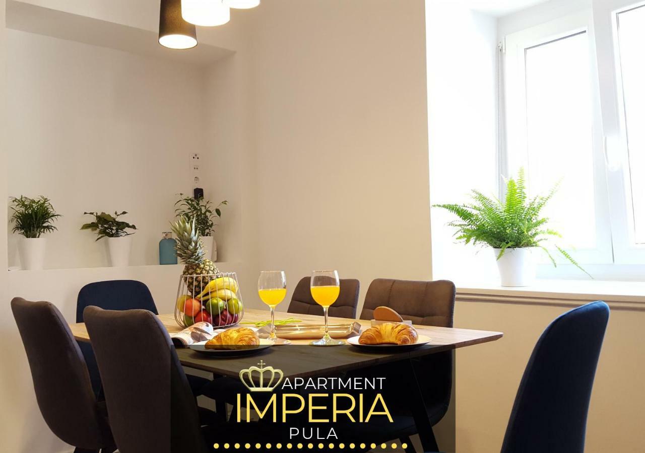 Apartment Imperia *** Pula Bagian luar foto
